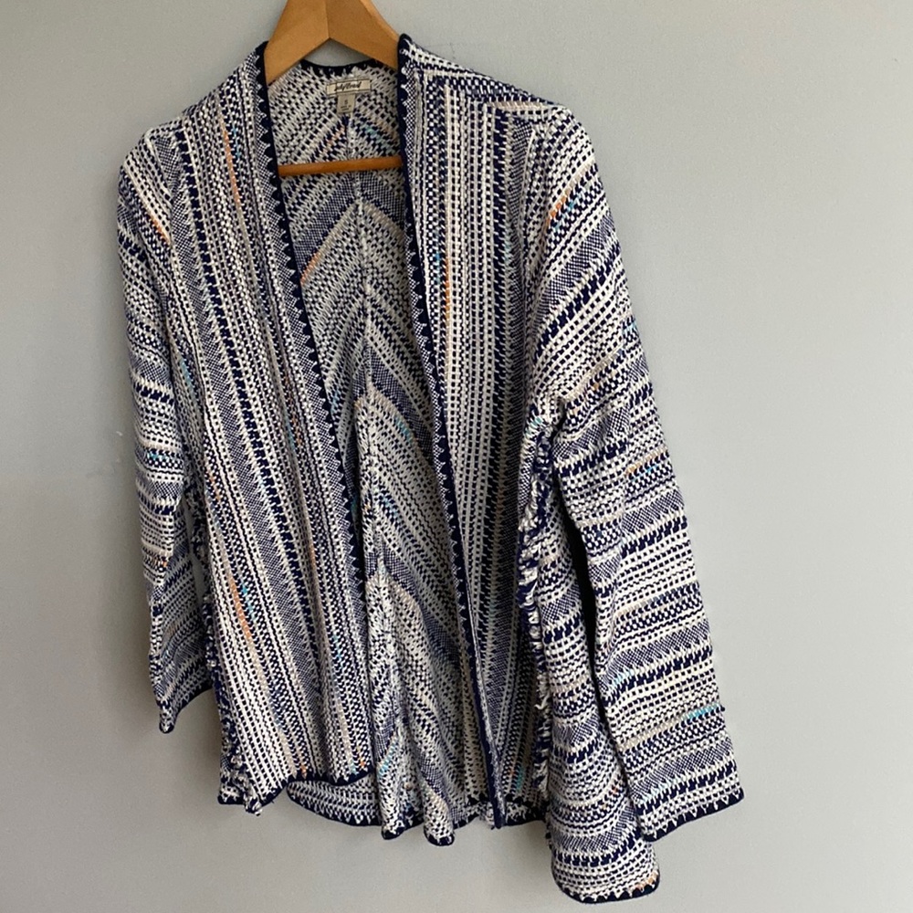 Lucky brand knit cardigan size women’s small.